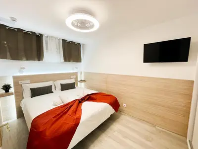 Cama o camas de una habitación en Pool View Holiday Home