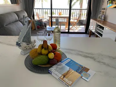 Comida en o cerca de este apartamento