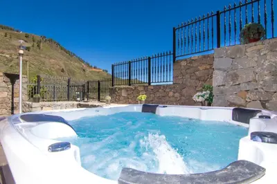 Piscina en o cerca de Villa Mogaren