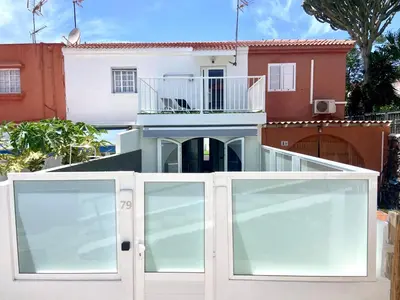 Un balcón o terraza de New Garden Solarium Bungalow