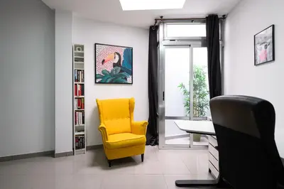 Zona de estar de HJS Plaza Suites Apartments I