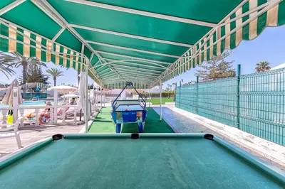 Instalaciones para jugar al ping pong en Bungalow Casa Pablo o alrededores